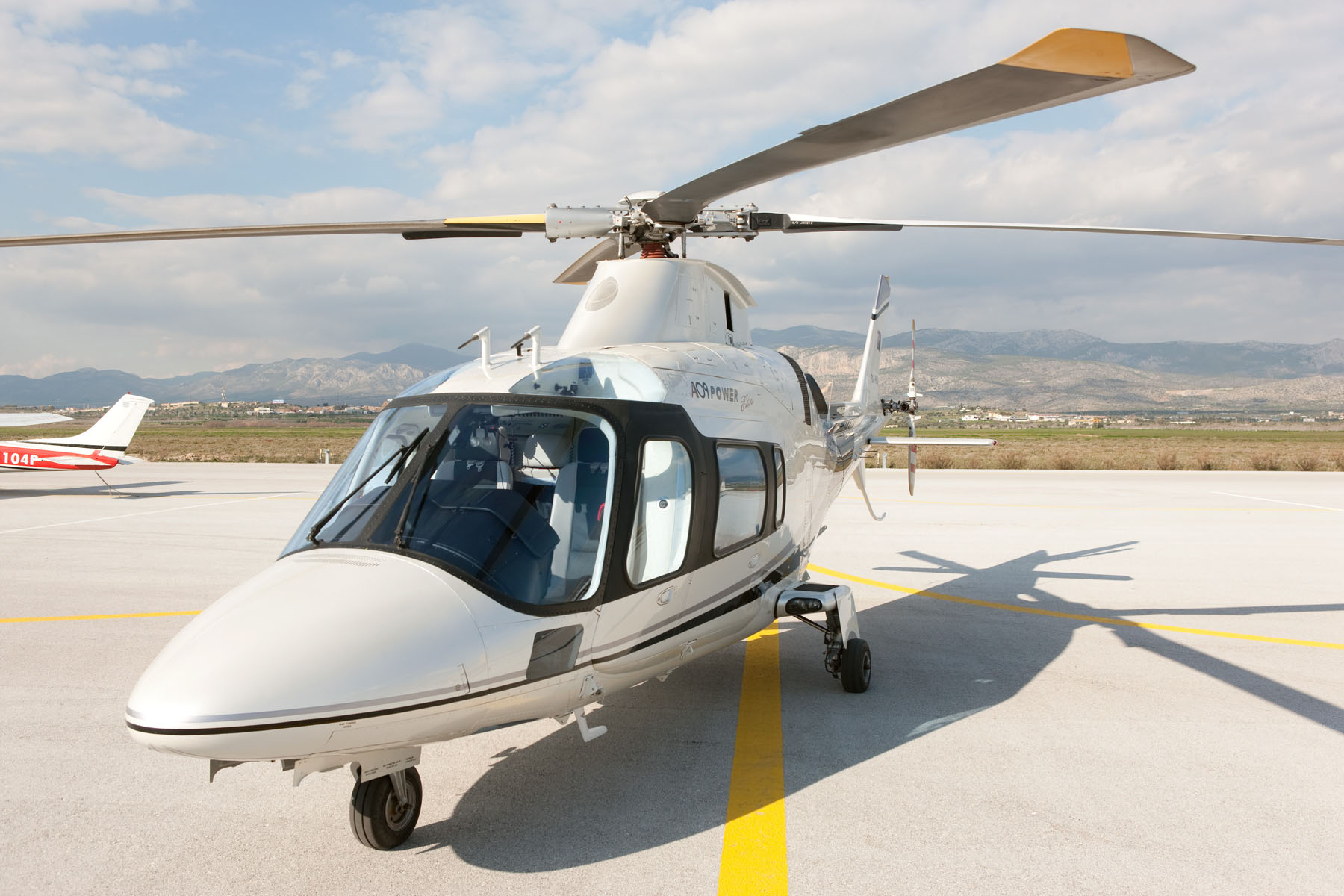 Leonardo AW109